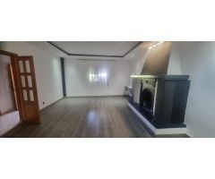 Casa con Potencial en Zona Tranquila de Algeciras – La Granja