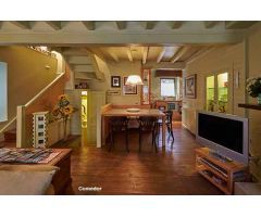 Casa de pueblo de 150m2 de estilo rústico, 4 habitaciones, 2 baños