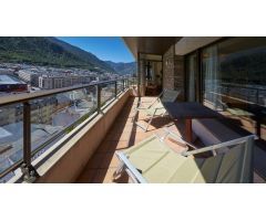 Ático Dúplex de ensueño con vistas panorámicas en Andorra la Vella