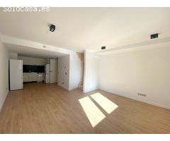 Dúplex céntrico de 3 habitaciones y reciente construcción