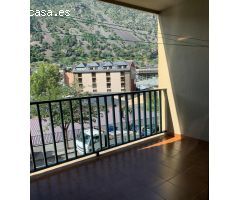 Gran Piso moblado con terraza y vistas