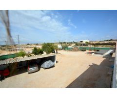 Chalet independiente con gran parcela y piscina privada en El Mirador, Guardamar del Segura