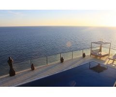 Villa exclusiva en primera línea del mar! 7200m de parcela