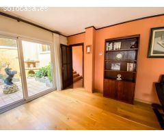 Bonita casa en venta en la Urbanización Cala Canyelles