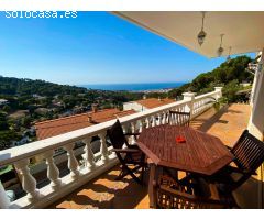 Casa con vistas al mar en venta en Roca Grossa (Lloret de Mar).