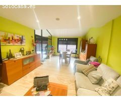 Fantastica casa con ascensor y piscina cerca de todos los servicios