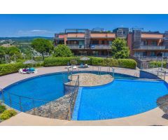 Exclusivo piso con amplio jardín privado a solo 100 metros de la Cala Sa Boadella
