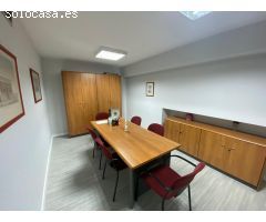 Oficina en Alquiler en Valencia de las Torres, Valencia