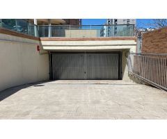 Local comercial en Alquiler en Valencia de las Torres, Valencia