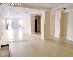 Local comercial en Alquiler en Valencia de las Torres, Valencia