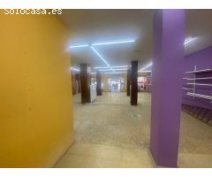 Local comercial en Alquiler en Valencia de las Torres, Valencia