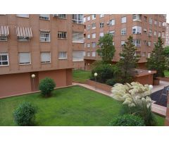 Oficina en Alquiler en Valencia de las Torres, Valencia