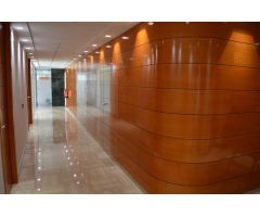 Oficina en Alquiler en Valencia de las Torres, Valencia