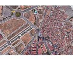 Terreno urbano en Venta en Alzira, Valencia