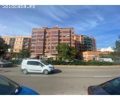 Local comercial en Alquiler en Valencia de las Torres, Valencia