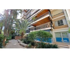 Piso en Venta en Valencia de las Torres, Valencia