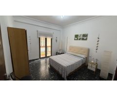 Piso en Venta en Valencia de las Torres, Valencia