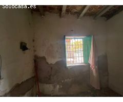 Cortijo con terreno en Instinción (Almería).
