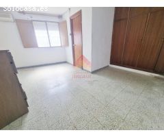 Casa en Venta en Foronda, Málaga