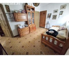 CASA EN LA ZONA DE PADRE JESUS CON MULTIPLES POSIBILIDADES