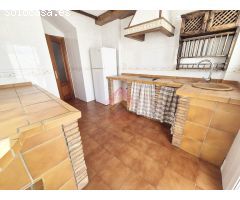 ¡¡VENTA DE CASA ADOSADA EN LA PLANILLA!!