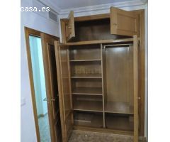 VENTA DE VIVIENDA ZONA MERCADO CON PATIO INTERIOR
