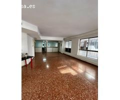 VENTA DE LOCAL COMERCIAL EN ENTREPLANTA DE GRAN DIMENSIÓN