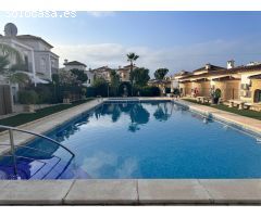 ALQUILER DE MARAVILLOSA VIVIENDA EN PRIVILEGIADA UBICACIÓN CON VISTAS AL MAR