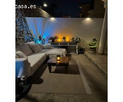 ALQUILER DE MARAVILLOSA VIVIENDA EN PRIVILEGIADA UBICACIÓN CON VISTAS AL MAR