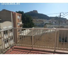OPORTUNIDAD INVERSORES!!!! VENTA DE EDIFICIO EN MUY BUEN ESTADO ZONA CAROLINAS BAJAS