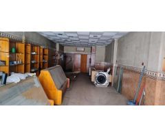 AQLUIELR DE LOCAL COMERCIAL EN AVENIDA ALCOY