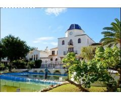 Se vende adosado en Port Marí Playa Carabasí