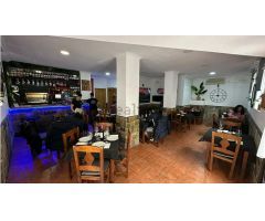 TRASPASO DE LOCAL COMERCIAL CON ACTIVIDAD RESTAURANTE ASADOR