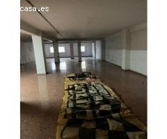 VENTA DE LOCAL COMERCIAL DE GRAN DIMESIÓN ZONA ALTOZANO