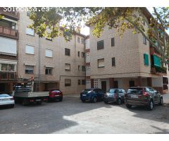Vivienda a reformar toda exterior con ascensor.