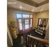 Casa a cuatro vientos con jardín cerca de Figueres