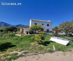 Magnifica finca con casa en Carratraca