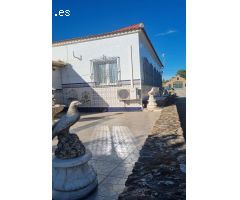 Se vende espectacular chalet en Alhaurín El Grande , Málaga