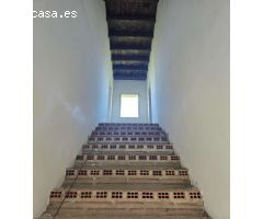 Super oportunidad .Magnifica finca con cortijo para restaurar  y una casa totalmente restaurada en u