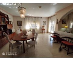 IMPRESIONANTE CHALET EN EL CENTRO DE VENDRELL
