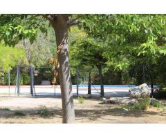 Gran Parcela de 1.800m2 para 8 casas adosadas
