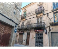 ¡Oportunidad Única para Inversores! Edificio con Rentabilidad en Santa Coloma de Queralt !