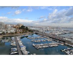 Exclusivo piso con vistas panorámicas a la Bahía de Palma