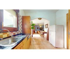 Chalet  Estilo Mediterráneo cerca de la Playa de Cala Canyellas (Lloret de Mar)