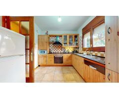 Chalet  Estilo Mediterráneo cerca de la Playa de Cala Canyellas (Lloret de Mar)