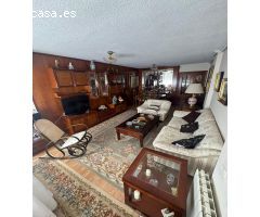 REFORMADO EN PARQUE FLORENCIA CON 3 DORMITORIOS, 2 BAÑOS,  PISCINA Y PARKING!!!