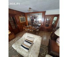 REFORMADO EN PARQUE FLORENCIA CON 3 DORMITORIOS, 2 BAÑOS,  PISCINA Y PARKING!!!