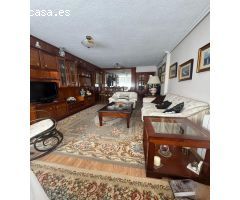 REFORMADO EN PARQUE FLORENCIA CON 3 DORMITORIOS, 2 BAÑOS,  PISCINA Y PARKING!!!