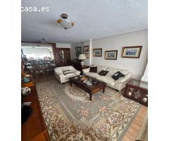 REFORMADO EN PARQUE FLORENCIA CON 3 DORMITORIOS, 2 BAÑOS,  PISCINA Y PARKING!!!