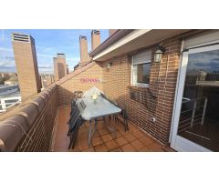 ATICO DUBPLEX CON 3 DORMITORIOS, 3 BAÑOS. 4 TERRAZAS.  GARAJE TIPO BOX, TRASTERO Y PISCINA